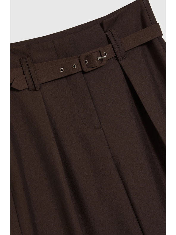 Moodo Smeđe hlače s teksturom i pojasom Moodo