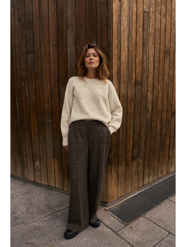 Moodo Smeđe karaste hlače Moodo