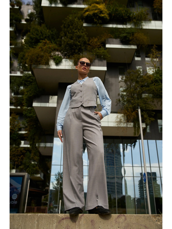 Moodo Sive hlače sa strukturom Moodo