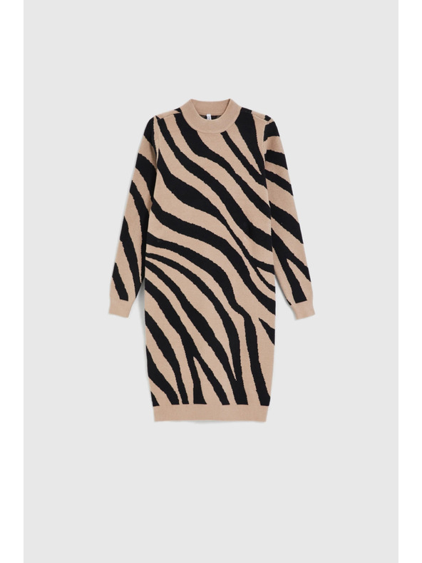 Moodo Uske bež haljine Moodo