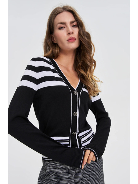 Moodo Pulover s ukrašenim gumbima crni Moodo