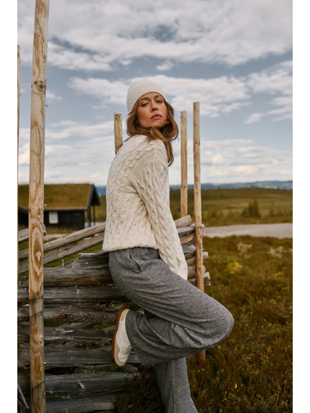 Moodo Pulover s ukrasnim pletenicama bež Moodo