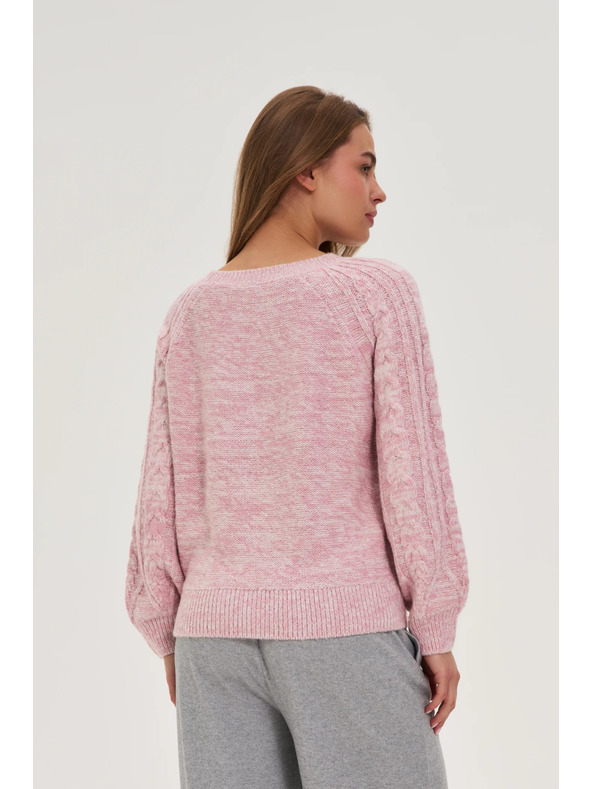 Moodo Ružičasti džemper s dekorativnim pletenicama Moodo