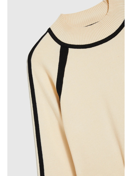 Moodo Bež džemper s polu rolon ovratnikom Moodo