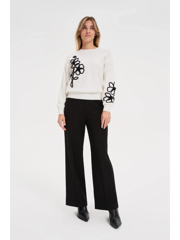 Moodo Bijeli džemper s aplikacijom Moodo