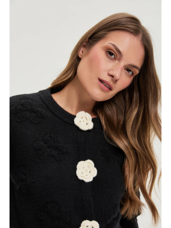 Moodo Crni kardigan s cvijetnom aplikacijom Moodo