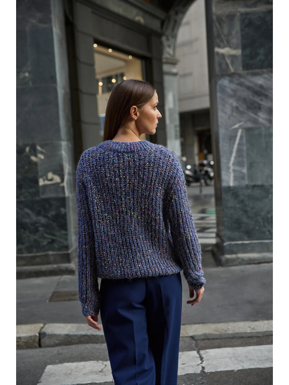 Moodo Tamno plavi džemper ukrašen šarenim koncem Moodo