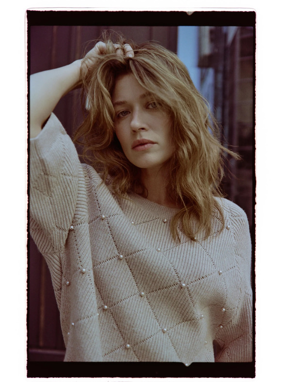 Moodo Bež džemper ukrašen perlicama Moodo