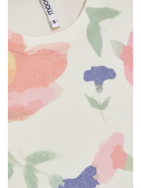 Moodo Džemper s cvjetnim uzorkom bijeli Moodo