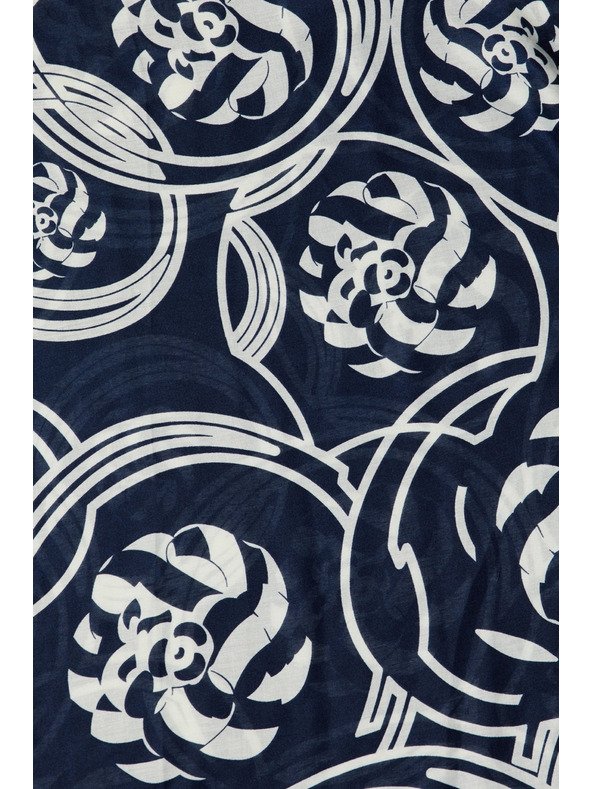 Moodo Šal s cvjetnim uzorkom tamnoplavi Moodo