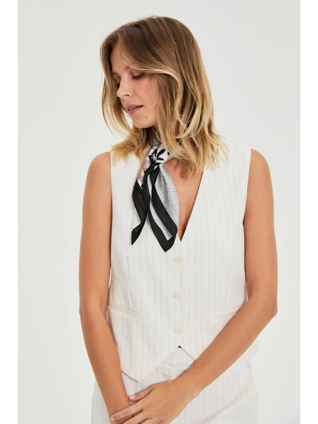 Moodo Maramka s cvjetnim uzorkom crna Moodo