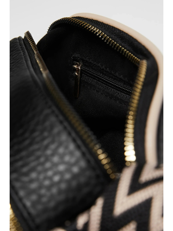 Moodo Crna crossbody torba Moodo