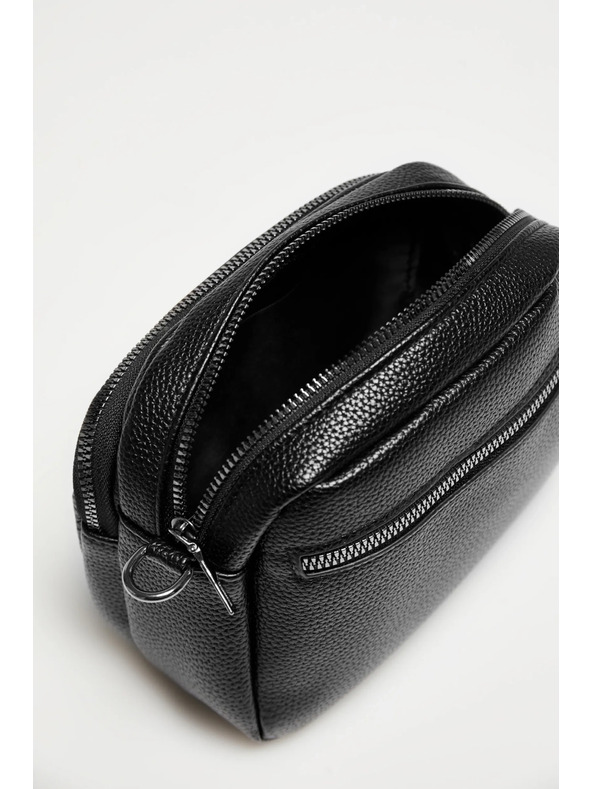 Moodo Mala crna torba od ekokože Moodo