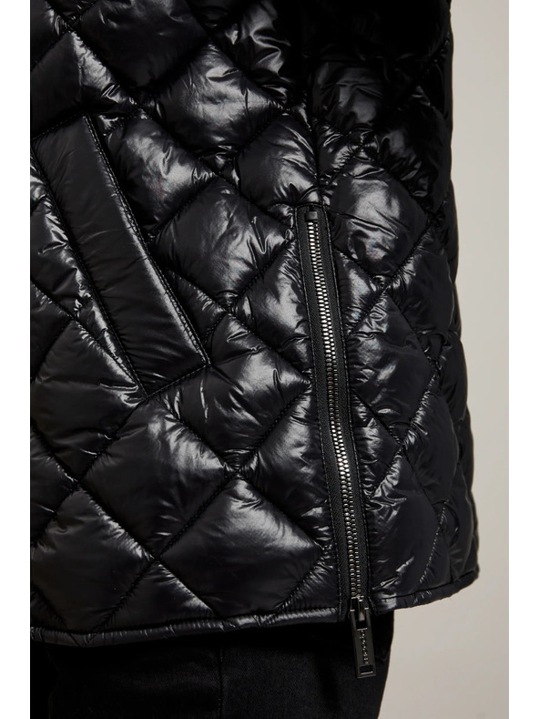 Moodo Kratka prošivena jakna s kapuljačom crna Moodo