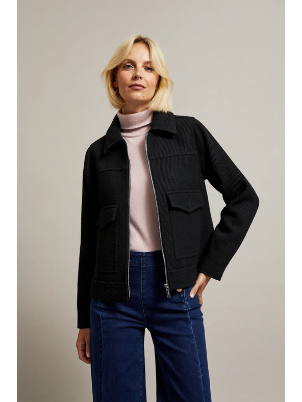 Moodo Crna jakna s velikim džepovima Moodo
