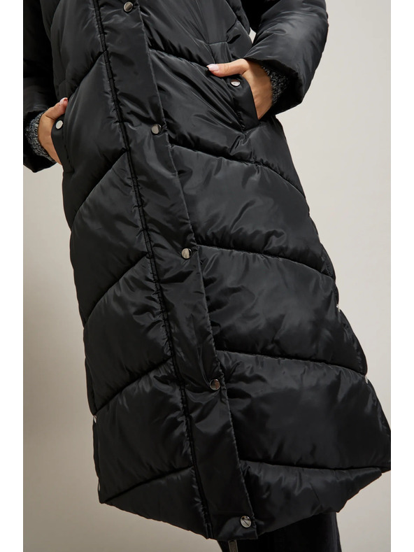 Moodo Duga prošivena jakna s kapuljačom crna Moodo