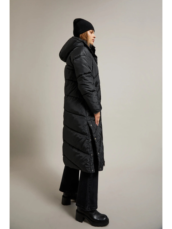 Moodo Duga prošivena jakna s kapuljačom crna Moodo