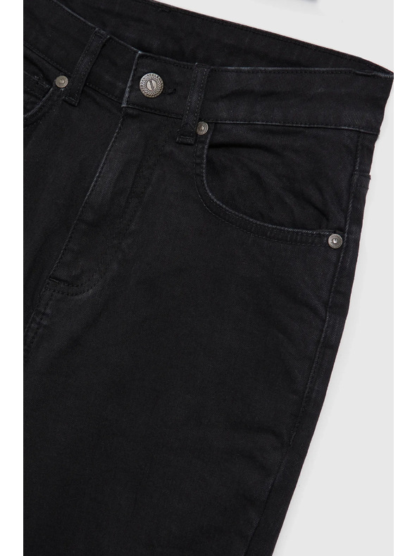 Moodo Crne traperice ravnih nogavica Moodo