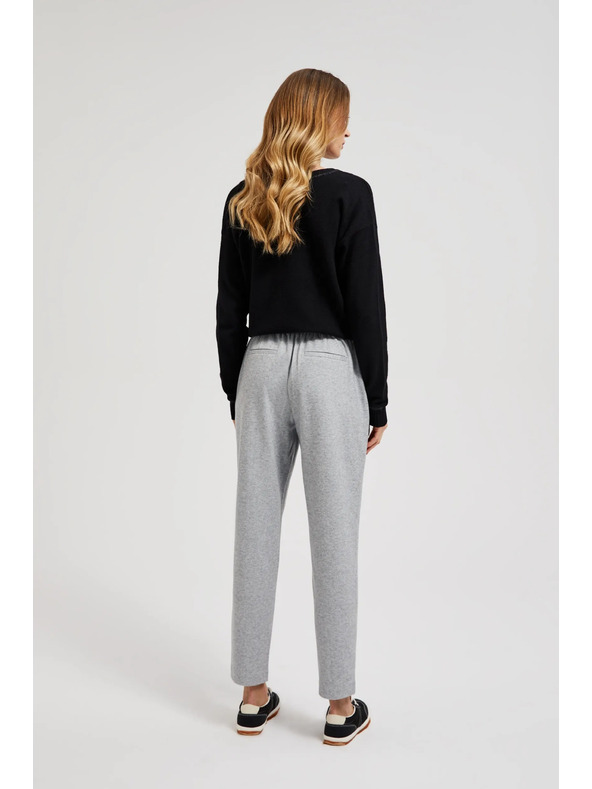 Moodo Glatke hlače ravnih nogavica s gumbima sive Moodo