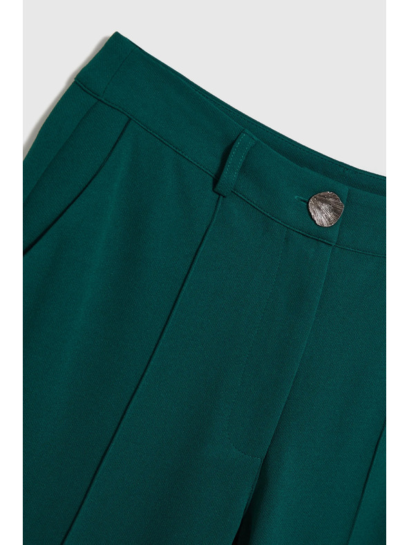 Moodo Zelene hlače ravnih nogavica u karirastom uzorku Moodo