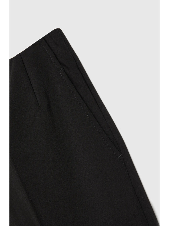 Moodo Glatke crne hlače do ruba Moodo
