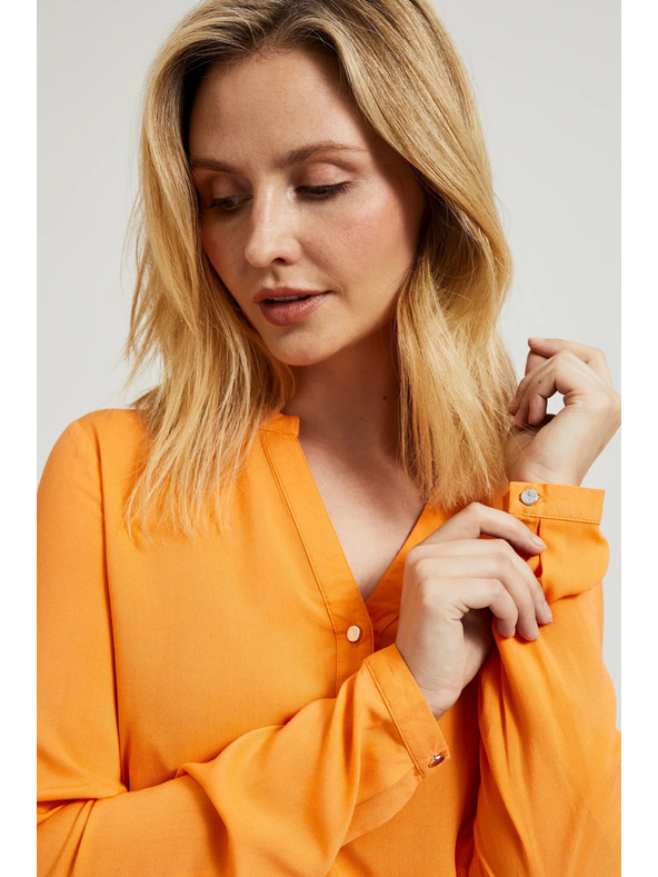 Moodo Košulja s V-izrezom s narančastim gumbima Moodo