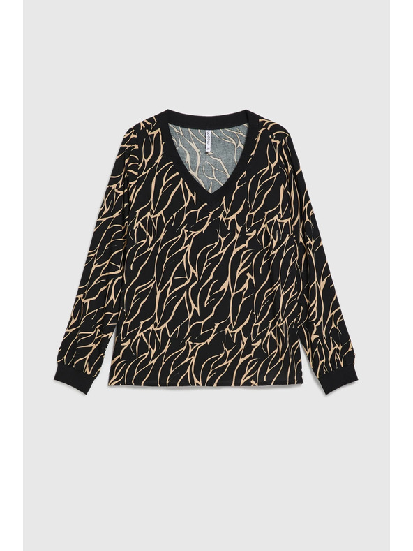 Moodo Viskozna crna košulja s V-izrezom Moodo