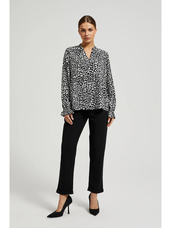 Moodo Crna V-izrez košulja bez ovratnika Moodo