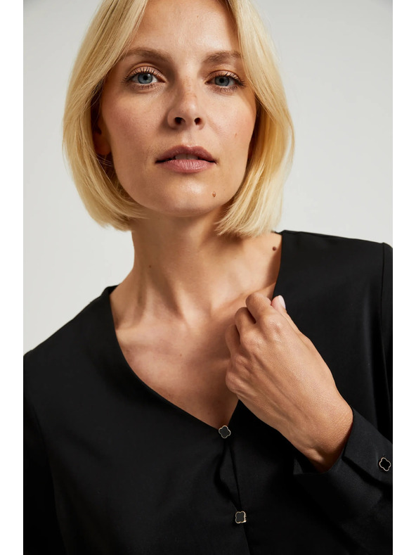 Moodo Glatka crna košulja s dekorativnim gumbima Moodo