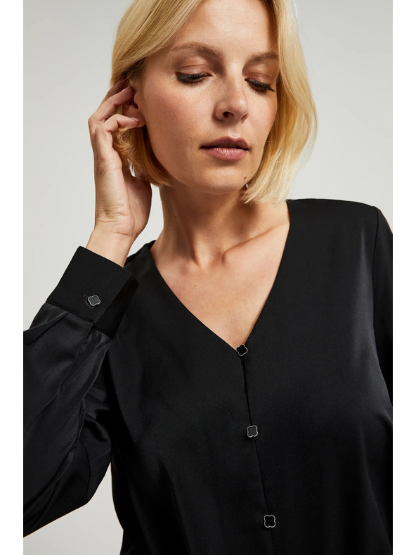 Moodo Glatka crna košulja s dekorativnim gumbima Moodo