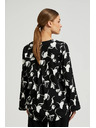 Moodo Crna košulja s cvjetnim printom Moodo