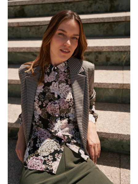 Moodo Plisirana crna košulja s cvjetnim uzorkom i balonastim rukavima Moodo