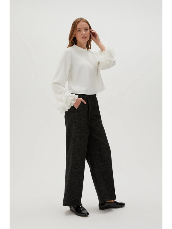 Moodo Bijela košulja s volanima na rukavima Moodo