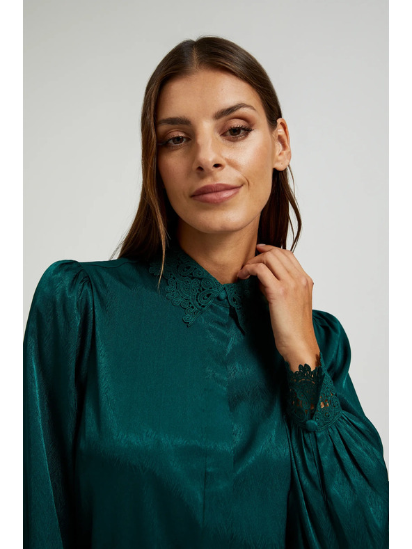 Moodo Zelena košulja s čipkom na manžetama i ovršku Moodo