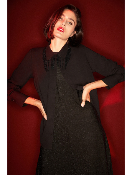 Moodo Crna bluza s ručno prišivenim perlicama Moodo