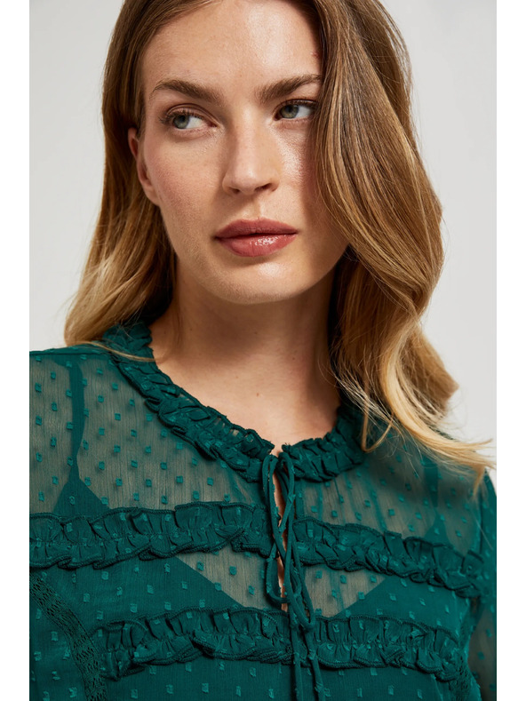 Moodo Zelena košulja s volanima i vezom na izrezu Moodo