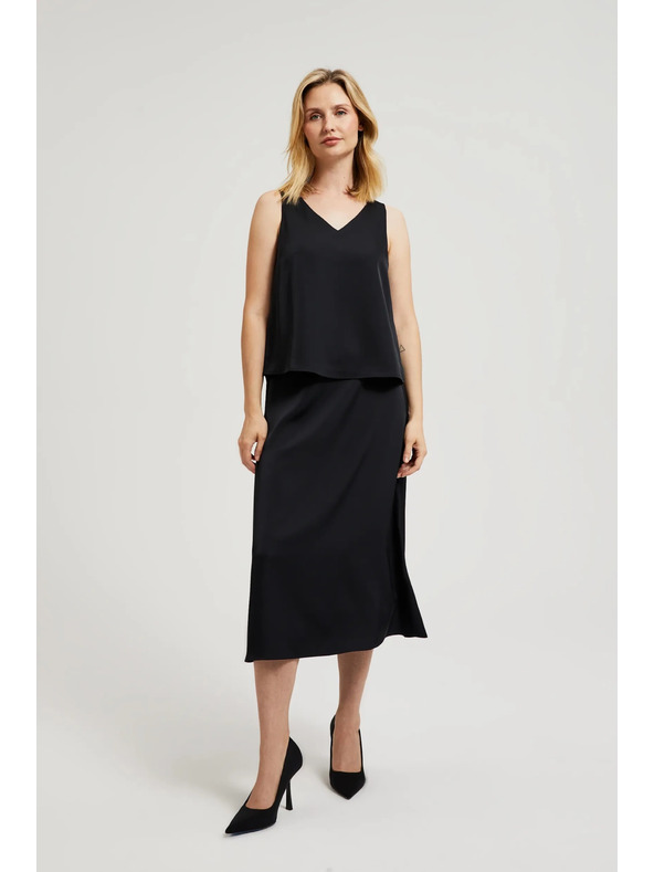 Moodo Glatka košulja s V-izrezom crna Moodo