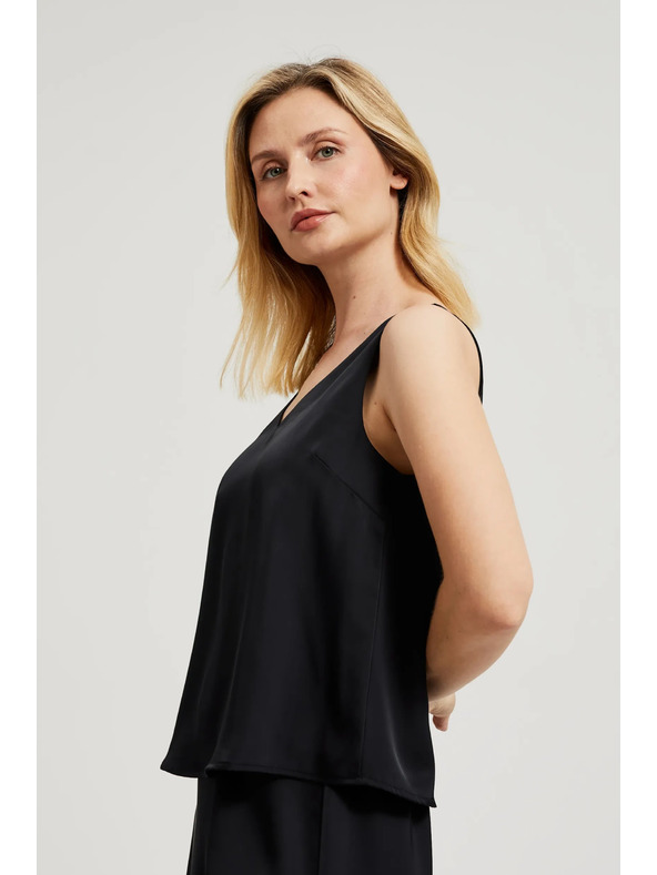 Moodo Glatka košulja s V-izrezom crna Moodo