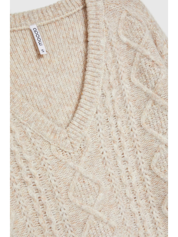 Moodo Pleteni bež džemper s V-izrezom Moodo