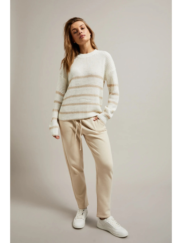 Moodo Bež džemper s prugama i okruglim izrezom Moodo