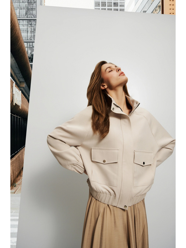 Moodo Svijetlo bež ženska jakna