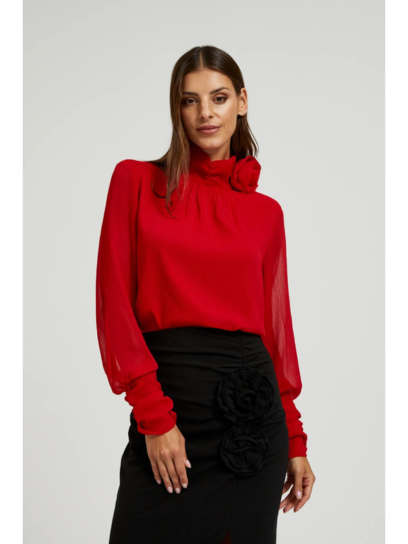 Moodo Elegantna košulja s dekorativnom ružom crvena Moodo