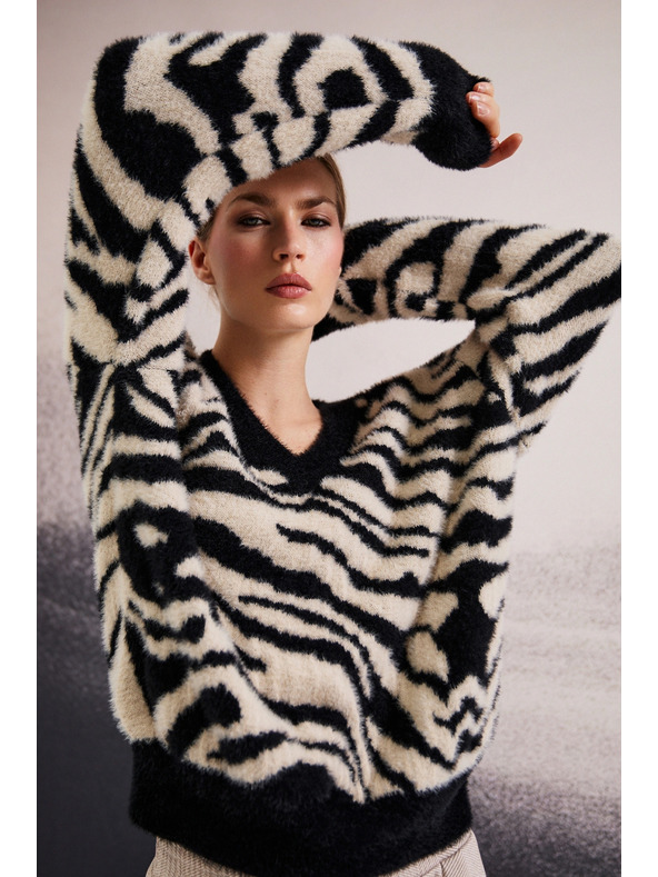 Moodo Uzorak pulover crna Moodo