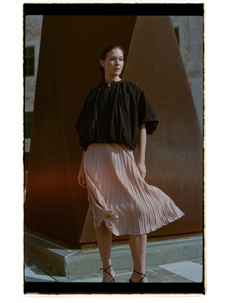 Moodo Plisirana suknja bež Moodo