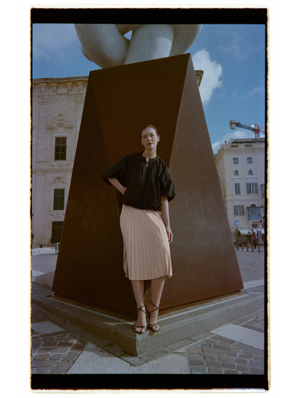 Moodo Plisirana suknja bež Moodo