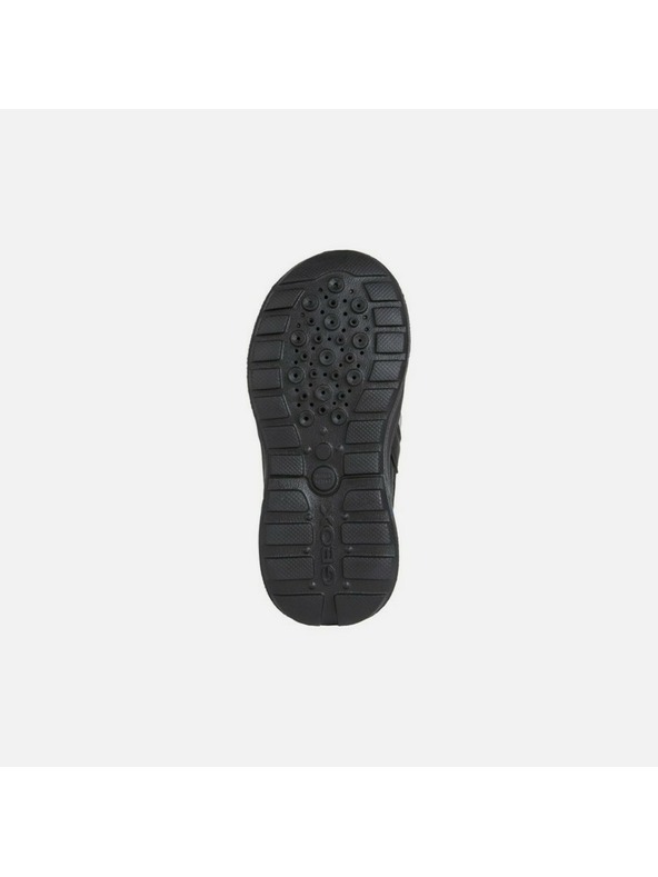 Geox Crna dječačka gležnjača Geox Sveggen B Abx