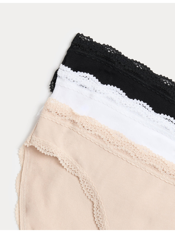 Marks & Spencer Pamučne bikini gaće s čipkom, set od 3 Marks & Spencer bež