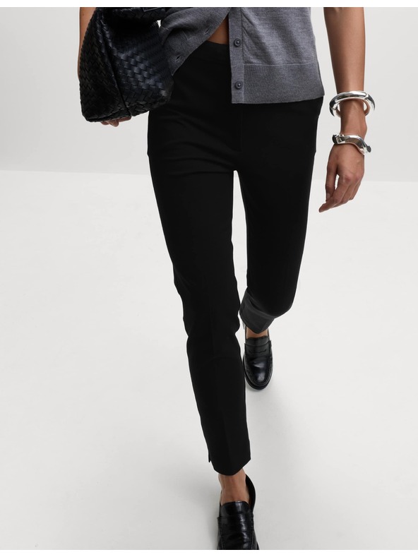 Marks & Spencer Uske hlače do gležnja Marks & Spencer crna