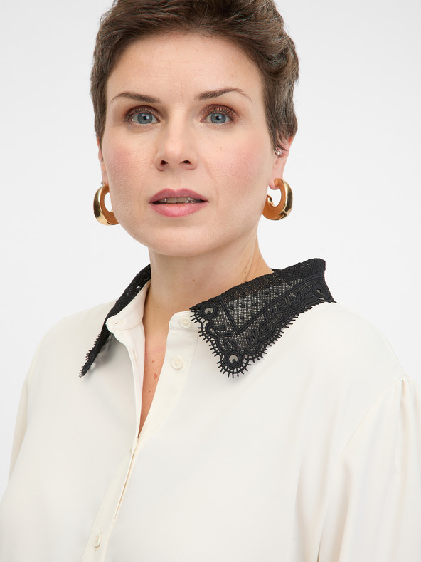 Orsay Krem ženska košulja s kontrastnim ovratnikom ORSAY