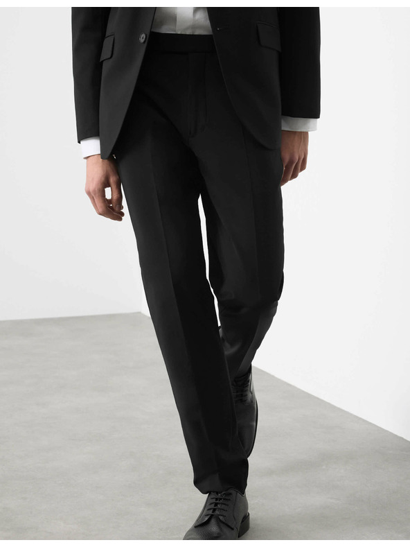 Marks & Spencer Marks & Spencer hlače od mješavine vune blago suženog kroja